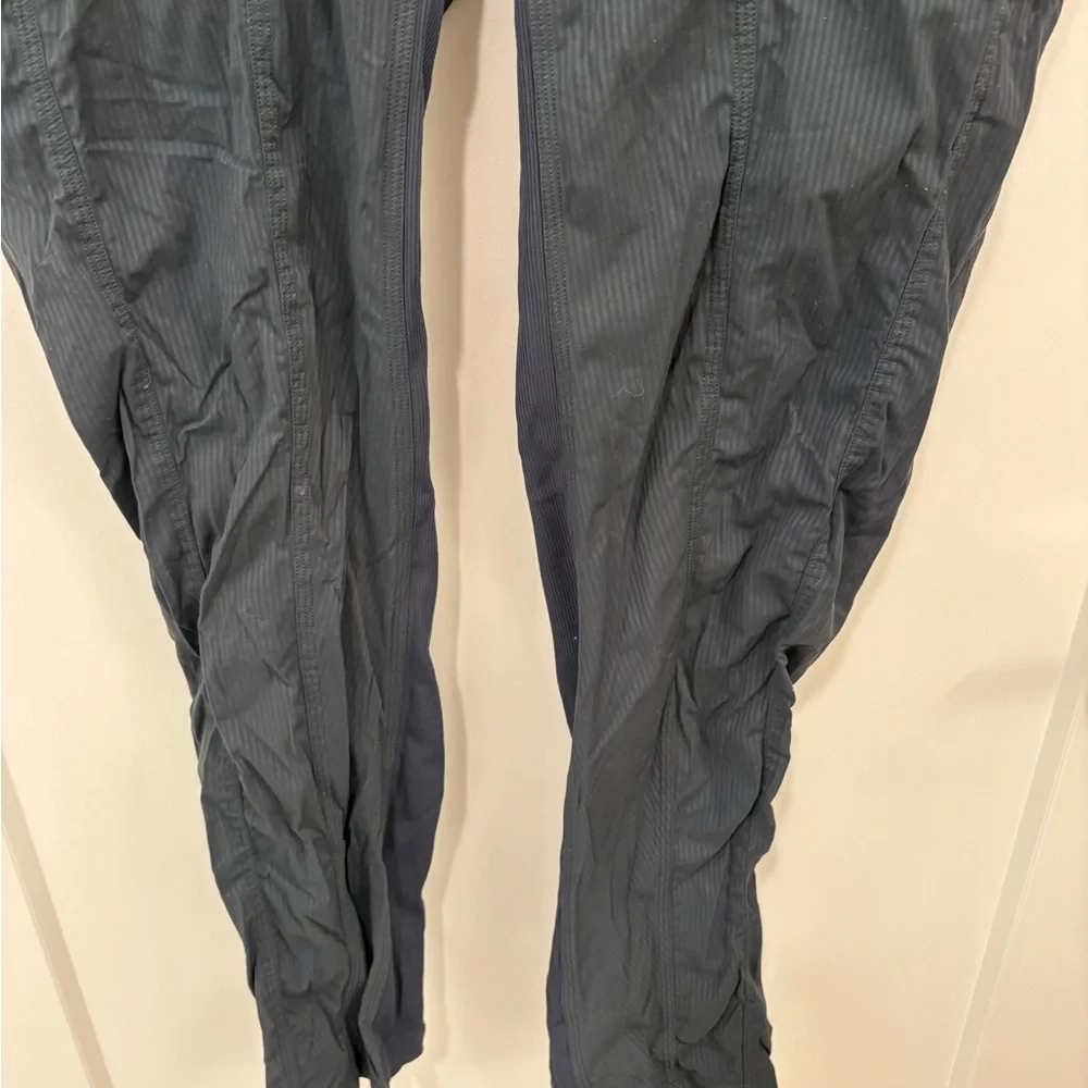 Lululemon Dance Studio Pant III Size 6 - Picture 6 of 14